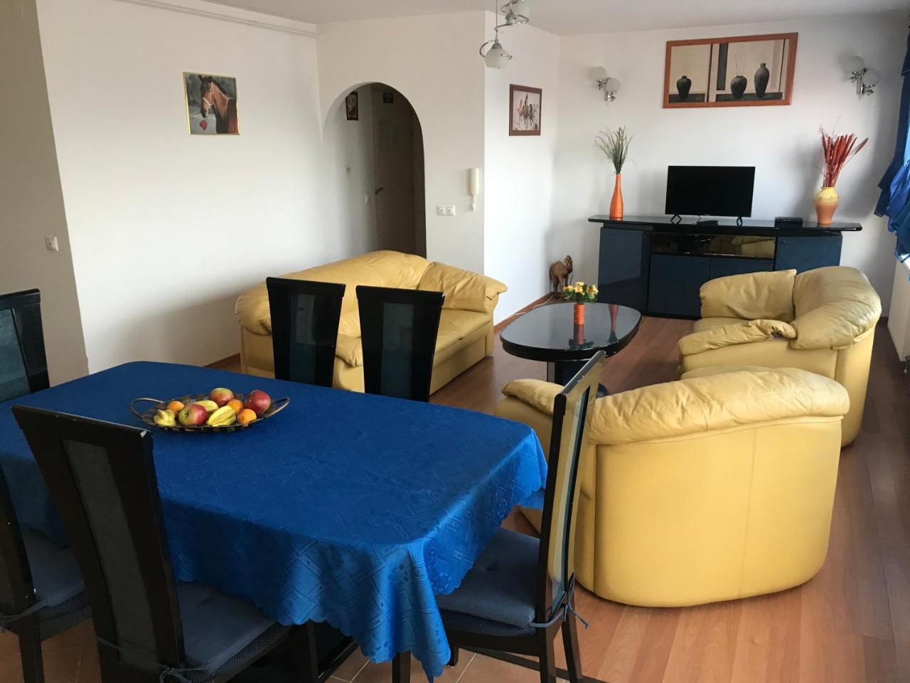 Lotusz Apartments In Nyíregyháza Esterno foto